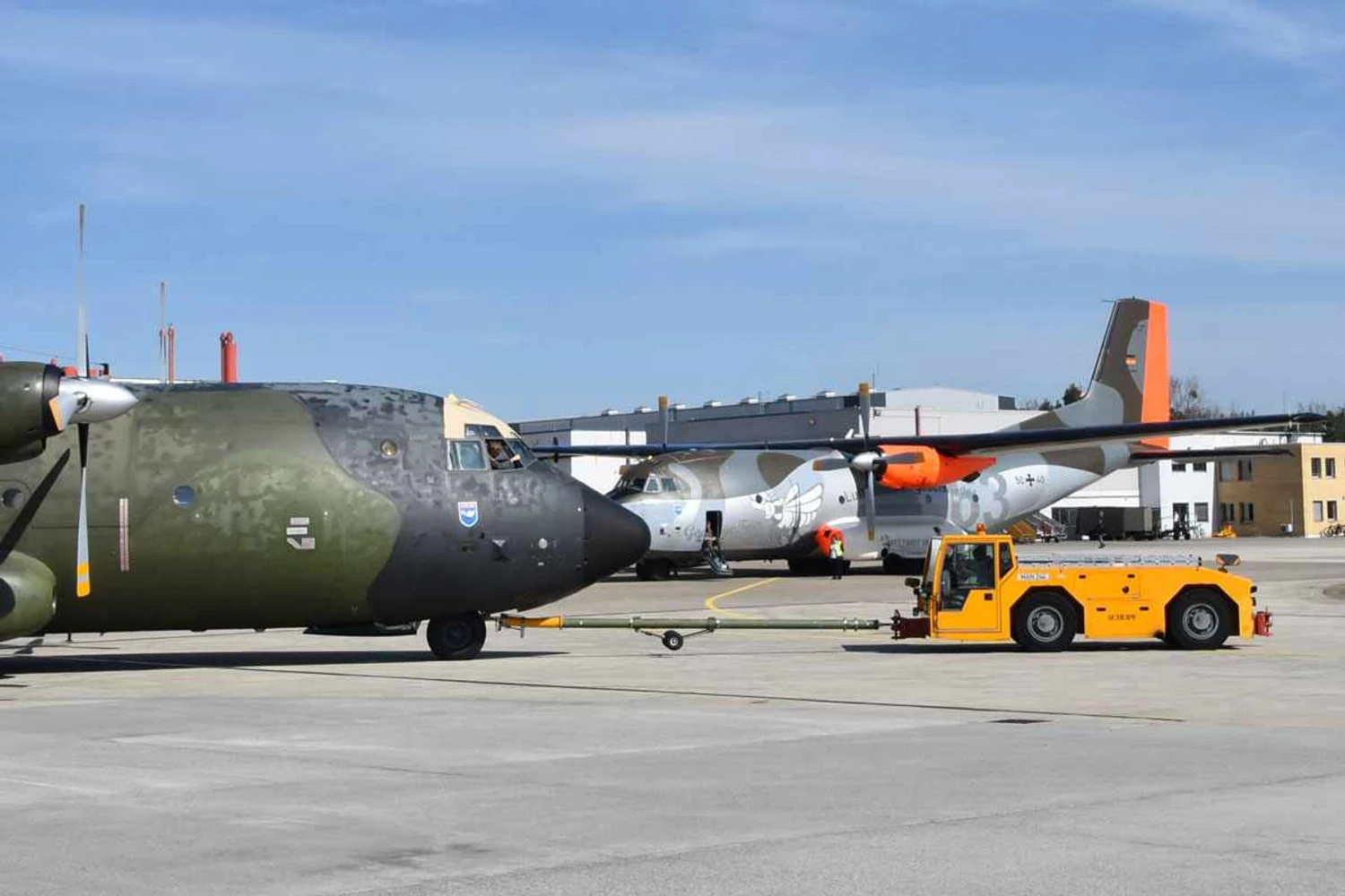 Os antigos C-160 Transall serão substituídos pelo C-130J
