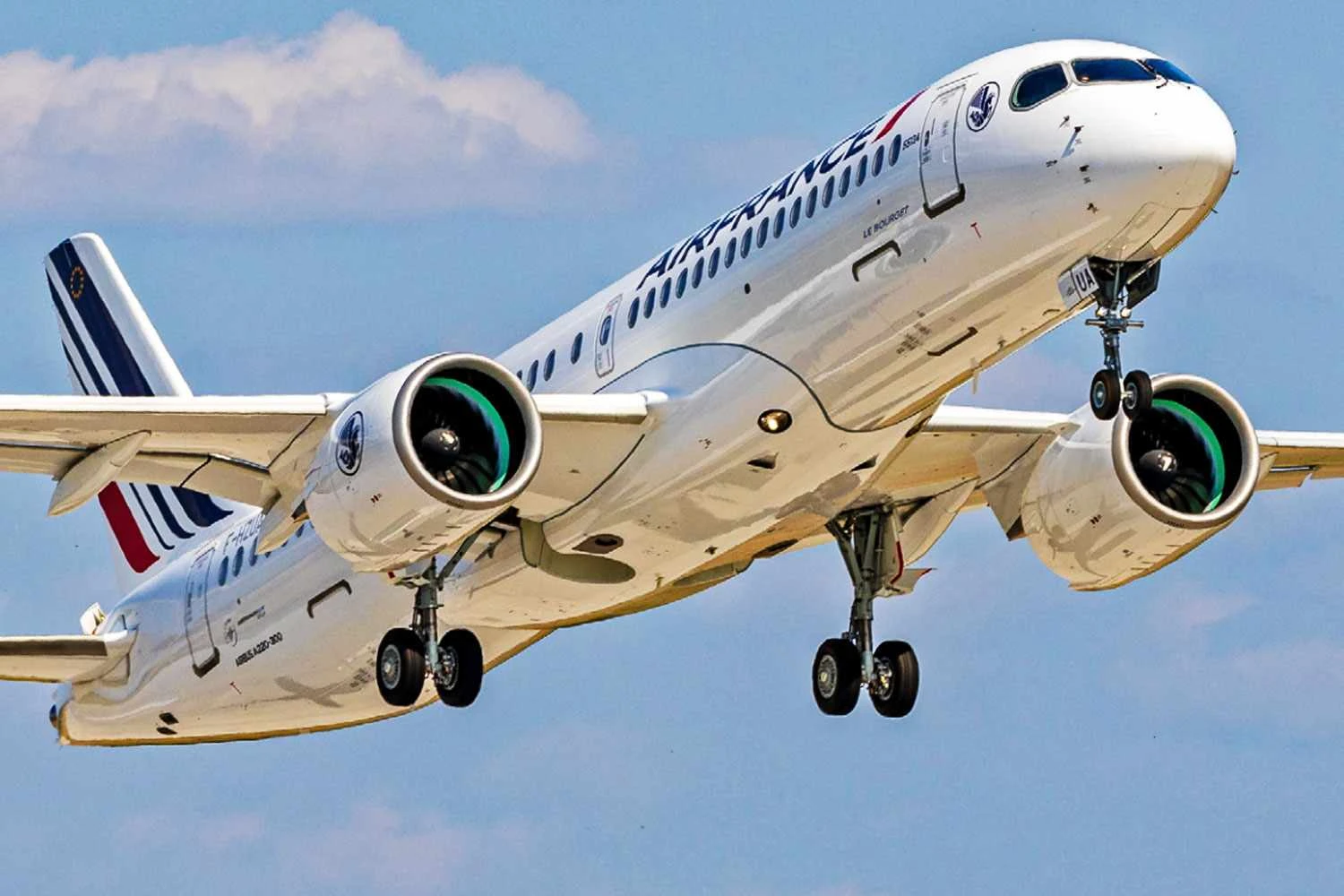 O primeiro Airbus A220-300 da Air France
