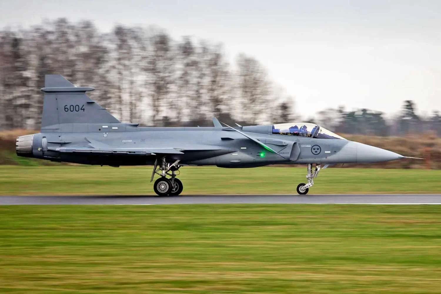 Cronograma atrasa, mas Colômbia diz que vai assinar contrato por caças Gripen ainda em novembro