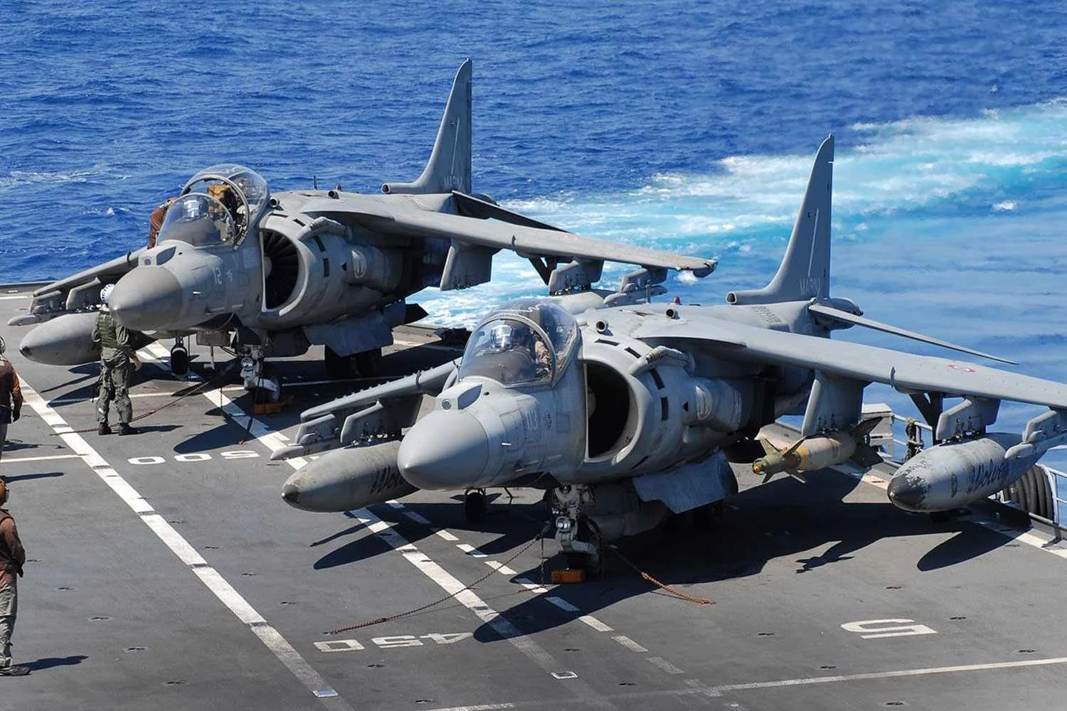 A Itália está recebendo o F-35B para substituir seus Harrier II