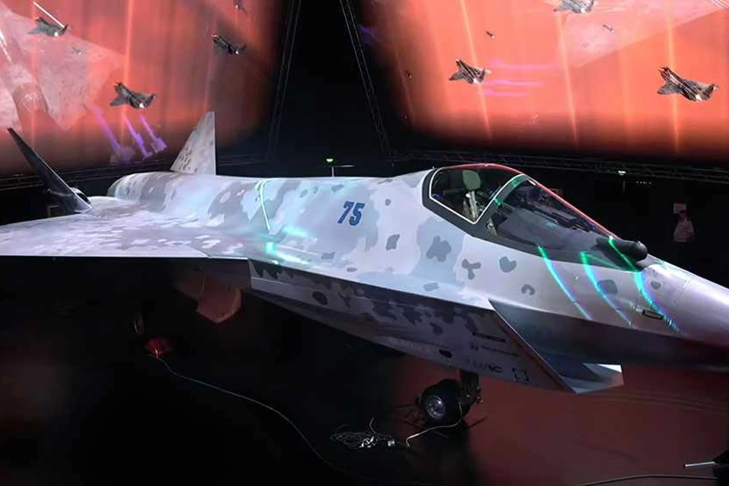 O Sukhoi Checkmate (UAC)