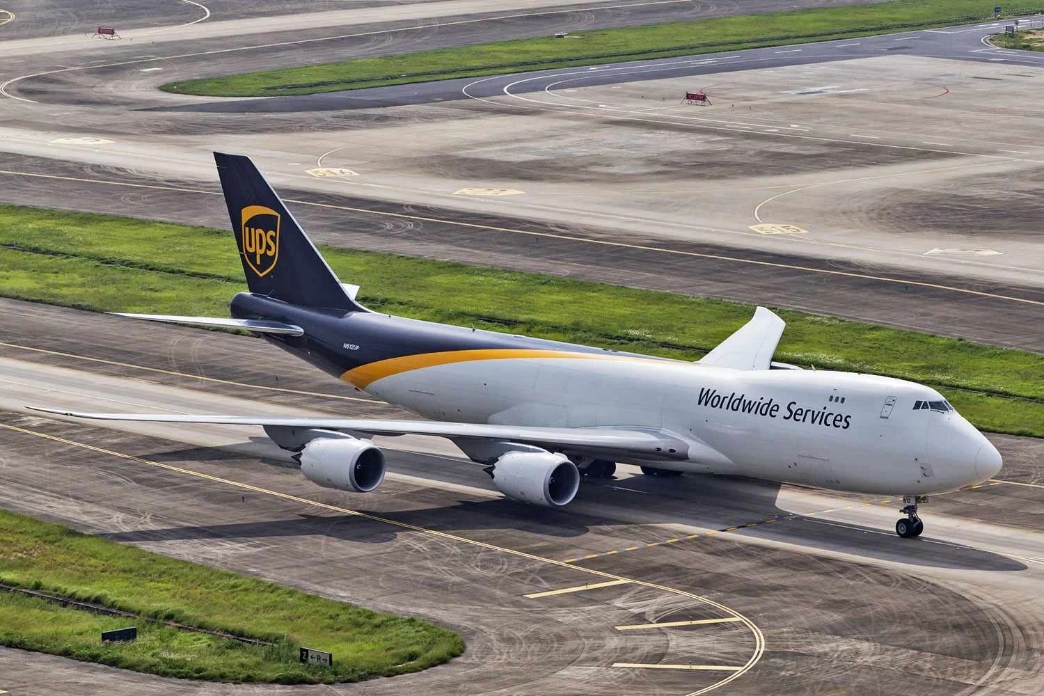 Boeing 747-8F da UPS: fabricante entregou 340 jatos comerciais no ano passado (UPS)