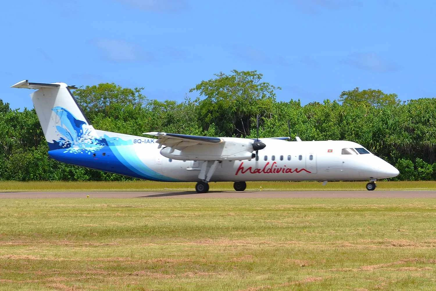 Um dos Dash 8 da Maldivian: frota idosa (Simon_sees)