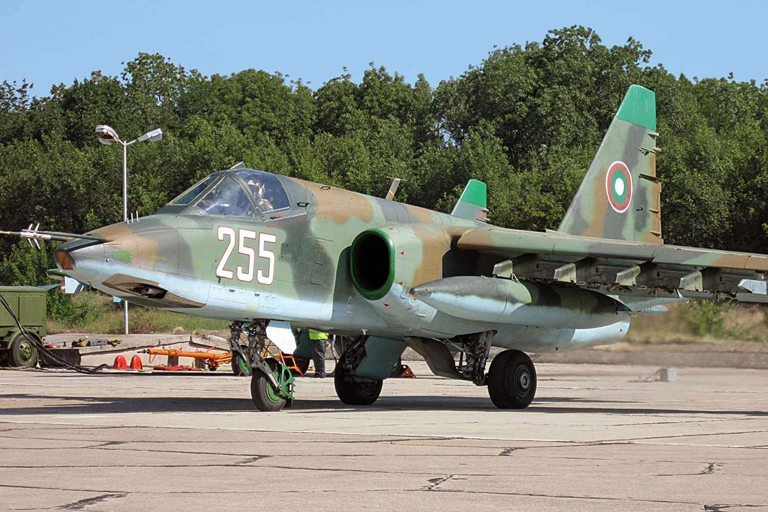 A Bulgária possui uma pequena frota de aviões de ataque Su-25 que poderia reforçar a Ucrânia (Krasimir Grozev)