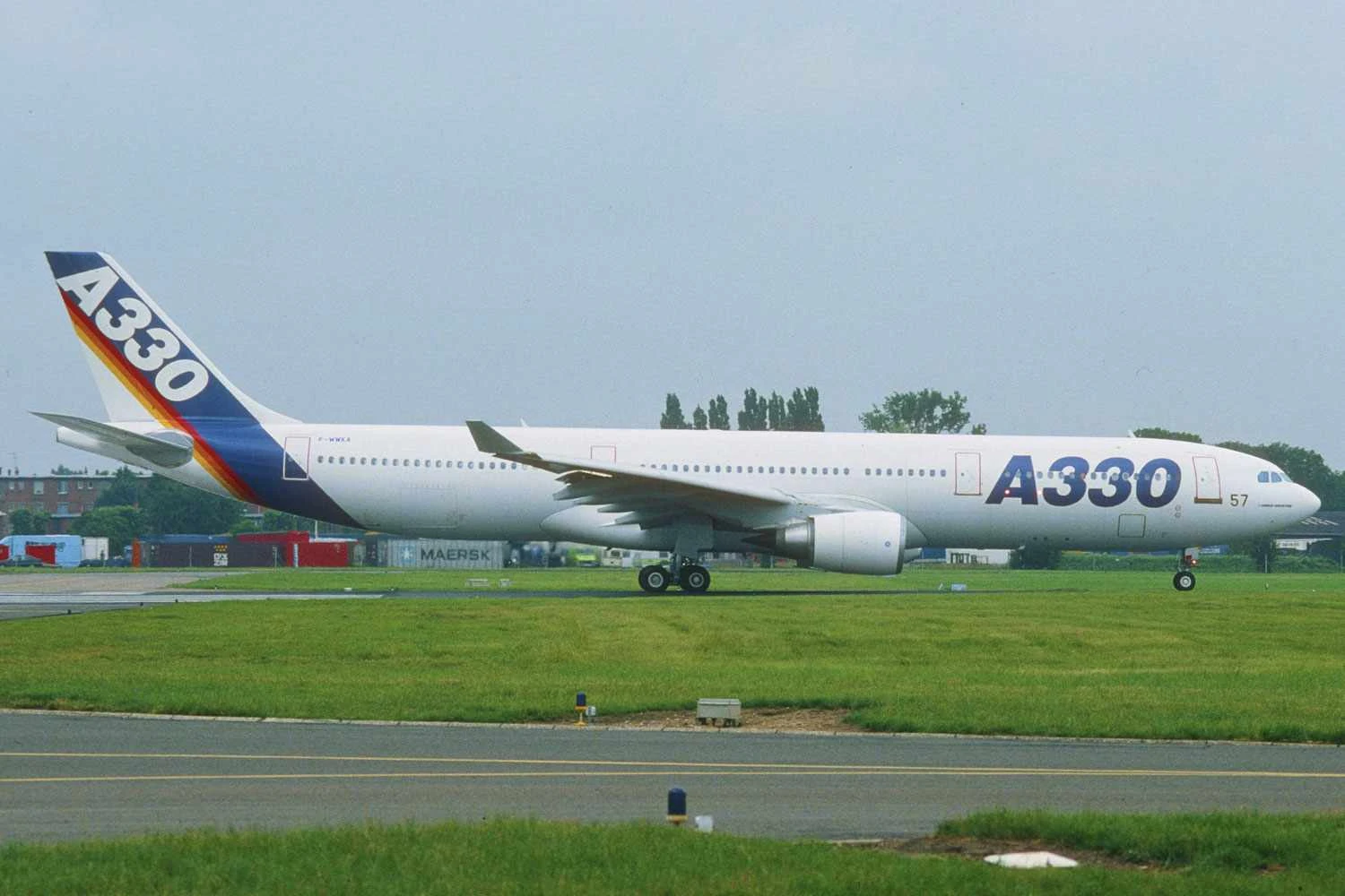 O A330-300 entrou em serviço em 1994 e o último modelo de passageiros foi entregue há dois anos (Aero Icarus)
