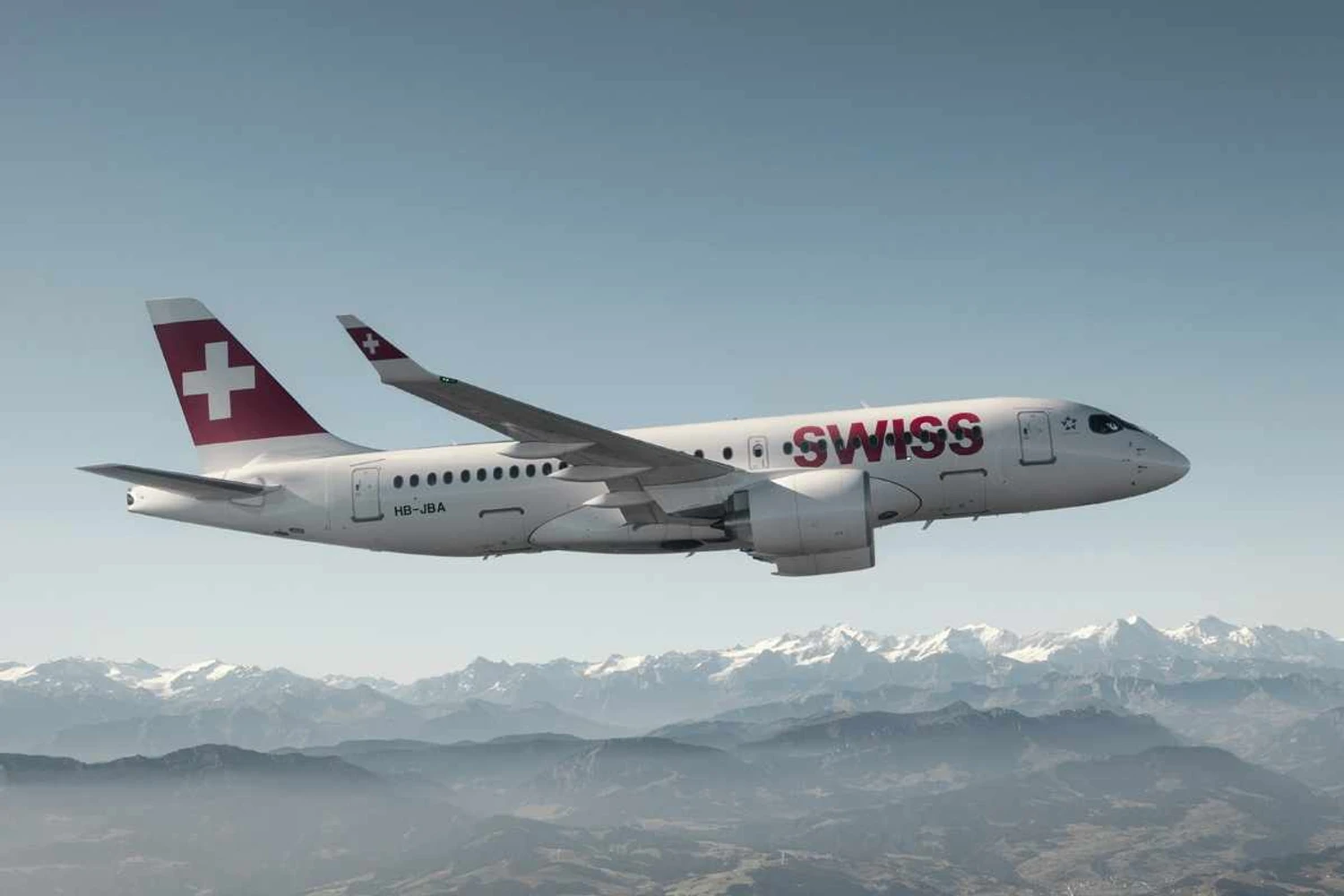 Swiss vai sucatear dois jatos A220-100 para retirar peças