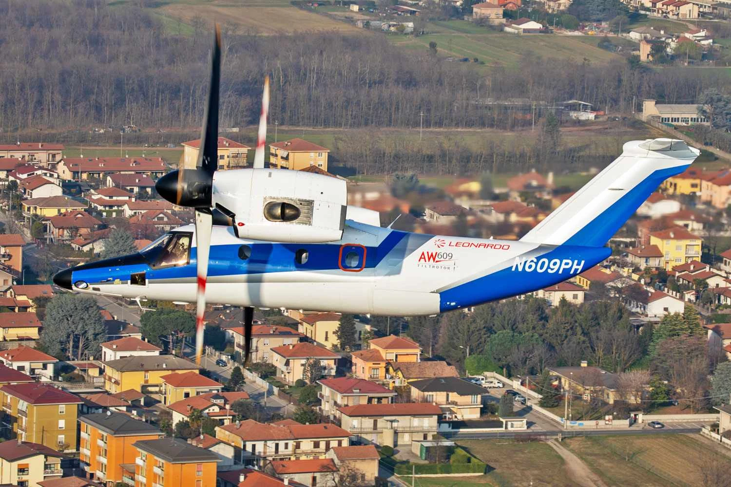 O titlrotor pode voar a velocidades de até 500 km/h, semelhante a um turboélice (Leonardo)