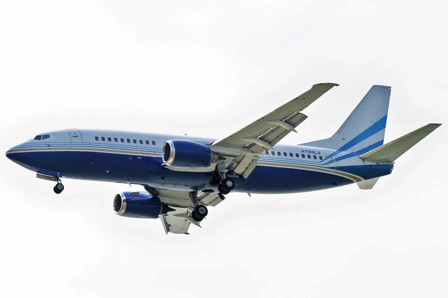 Boeing 737-300 VIP que pertenceria ao ator John Travolta (Kentaro Iemoto)