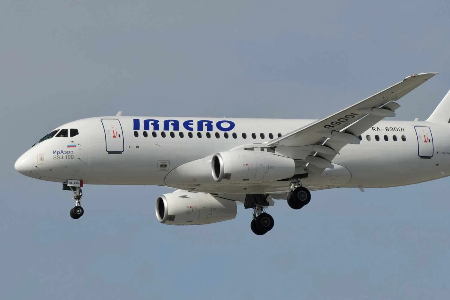 Jatos russos SSJ100 já sofrem com falta de peças de motores