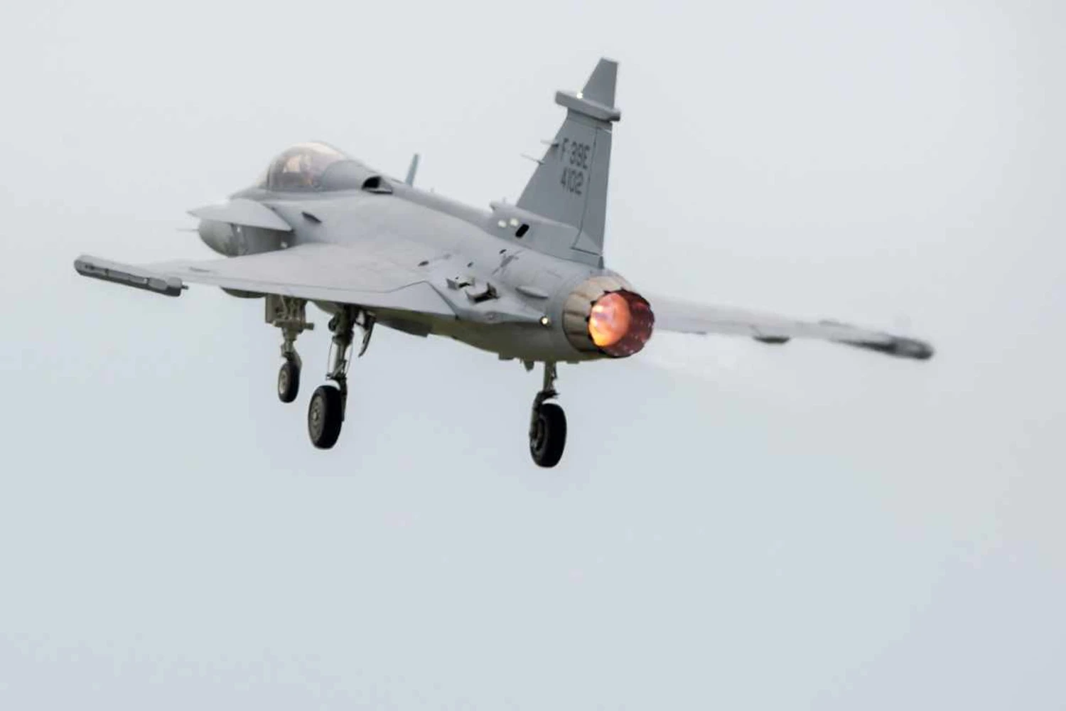 o F-39E Gripen pode voar a velocidade máxima de Mach 2 (SAAB)
