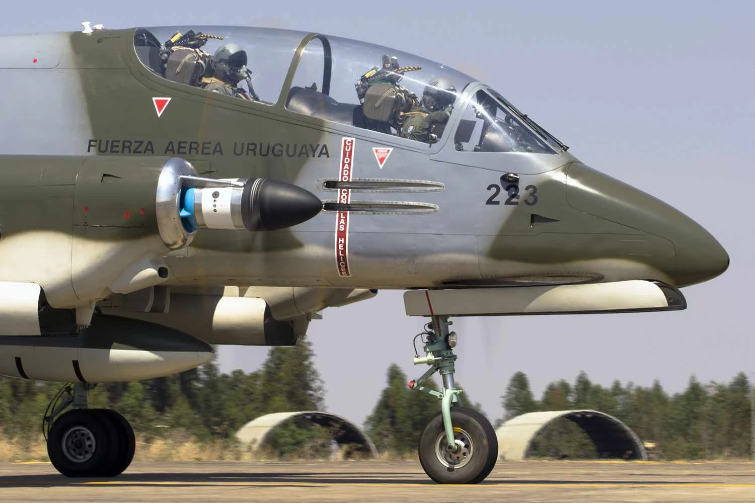 A Força Aérea do Uruguai operou seis IA 58 Pucará até 2017 (Rob Schleiffert)