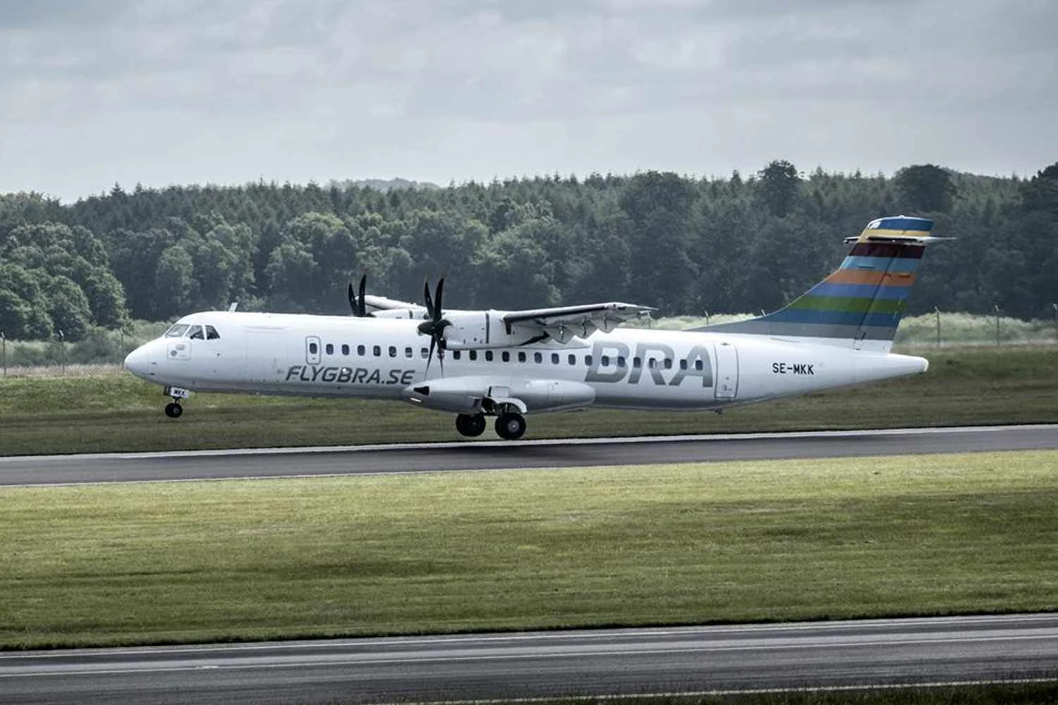 ATR 72 completa primeiro voo com 100% de combustível sustentável