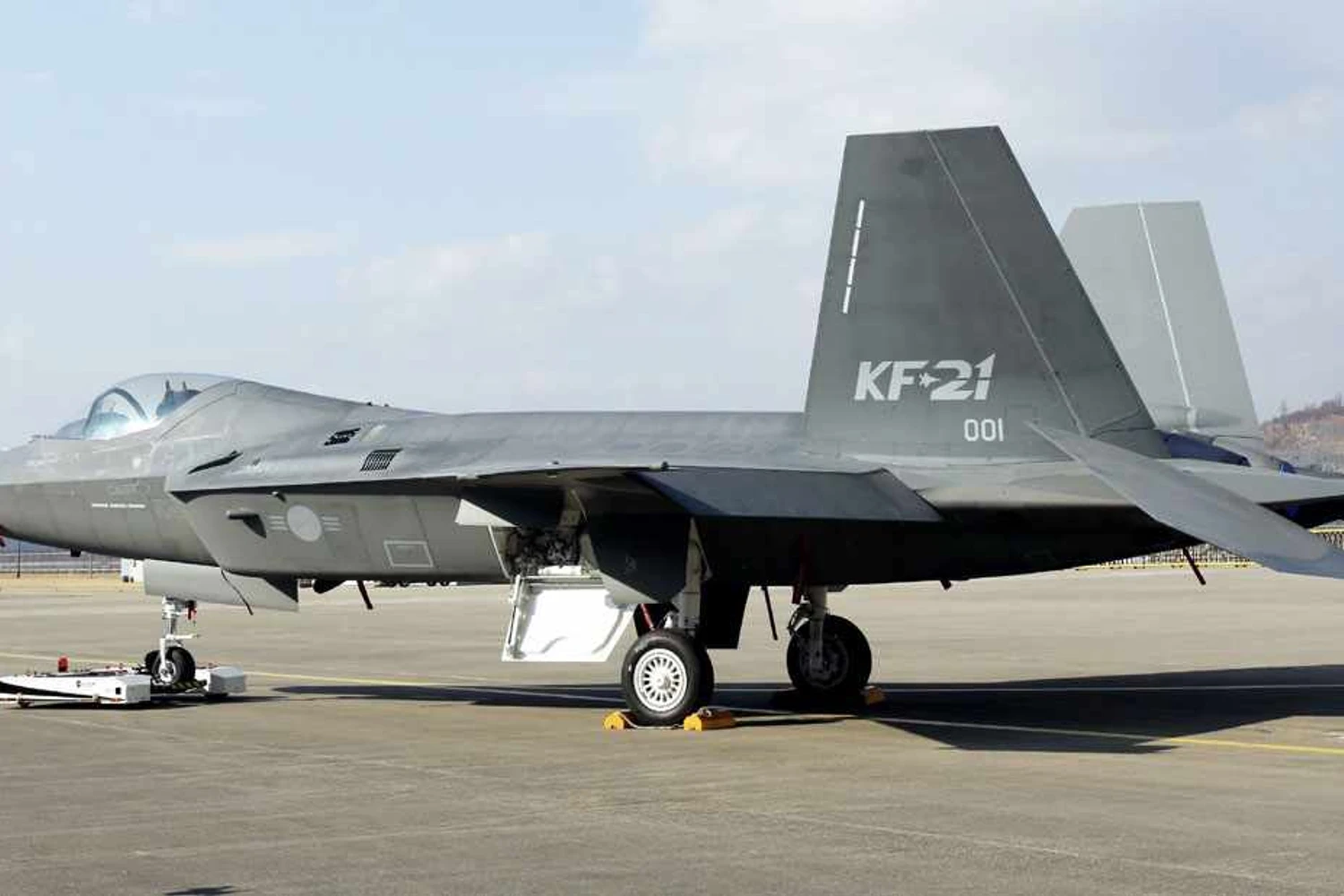 Parece, mas não é: formato do KF-21 lembra o design do F-22 Raptor, mas o jato coreano é menos avançado (Asia Times)