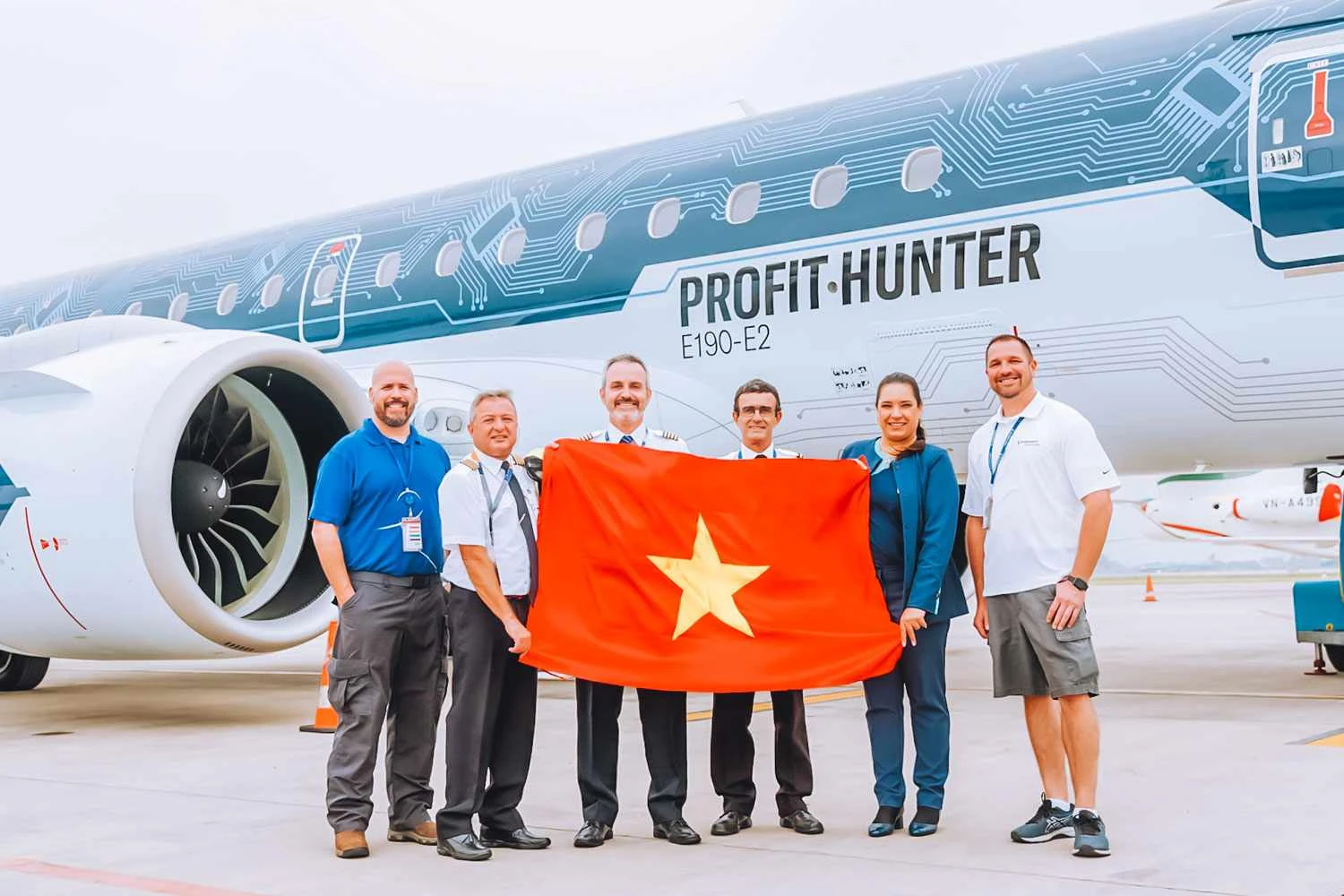 A Embraer levou o E190-E2 em abril para o Vietnão (Embraer)