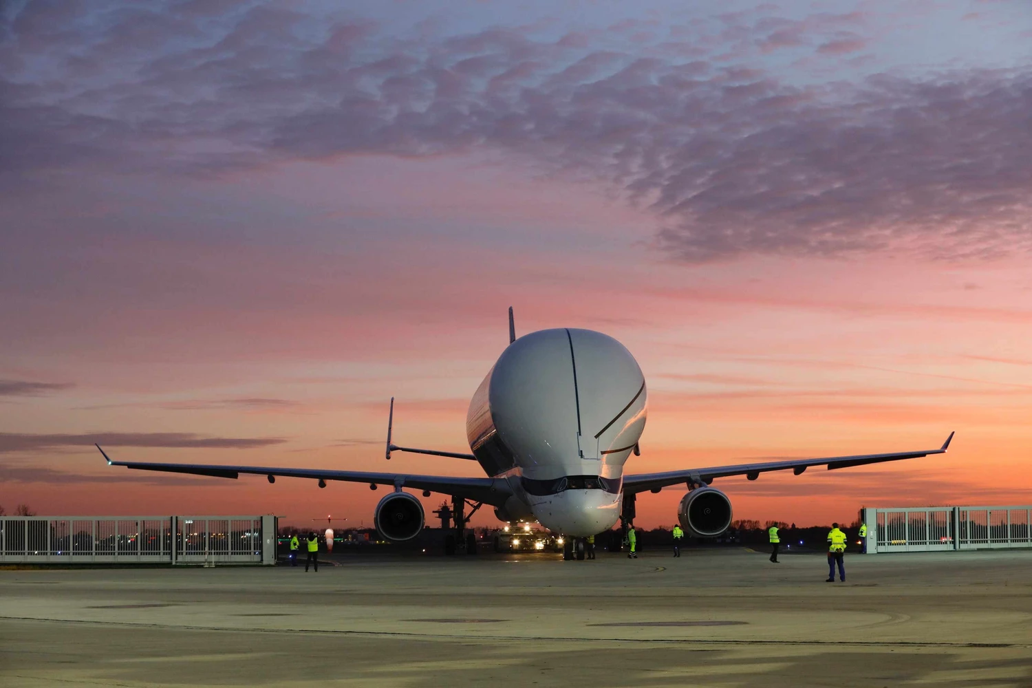 Largura máxima da fuselagem é de 8,8m