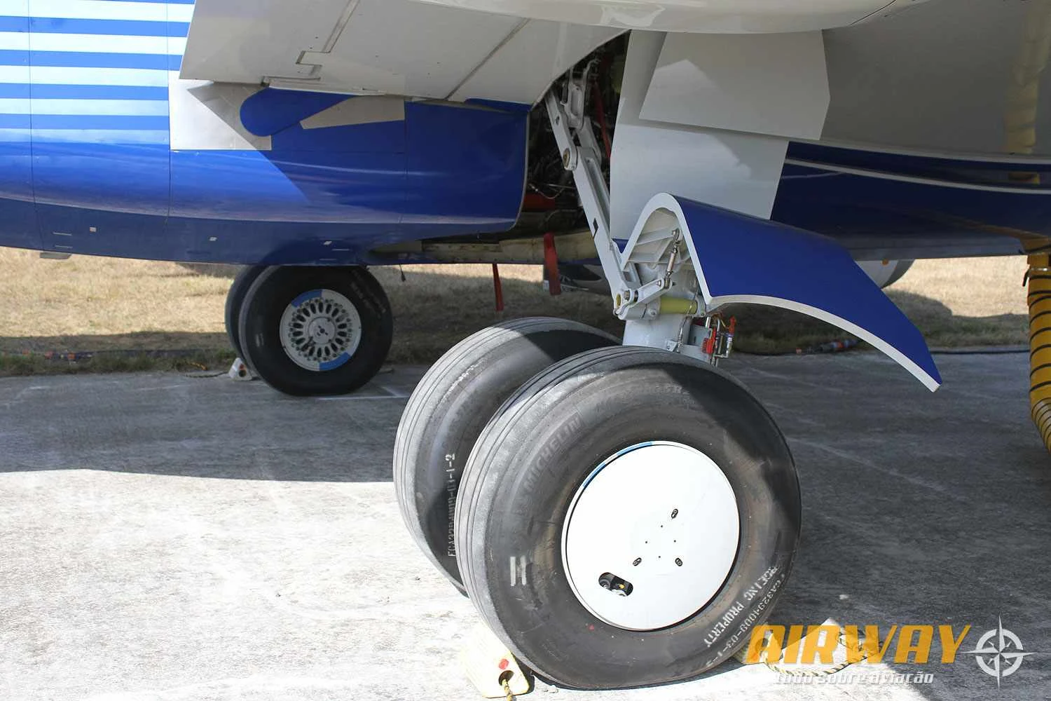 Trem de pouso do MAX 10: capacidade de esticar na decolagem