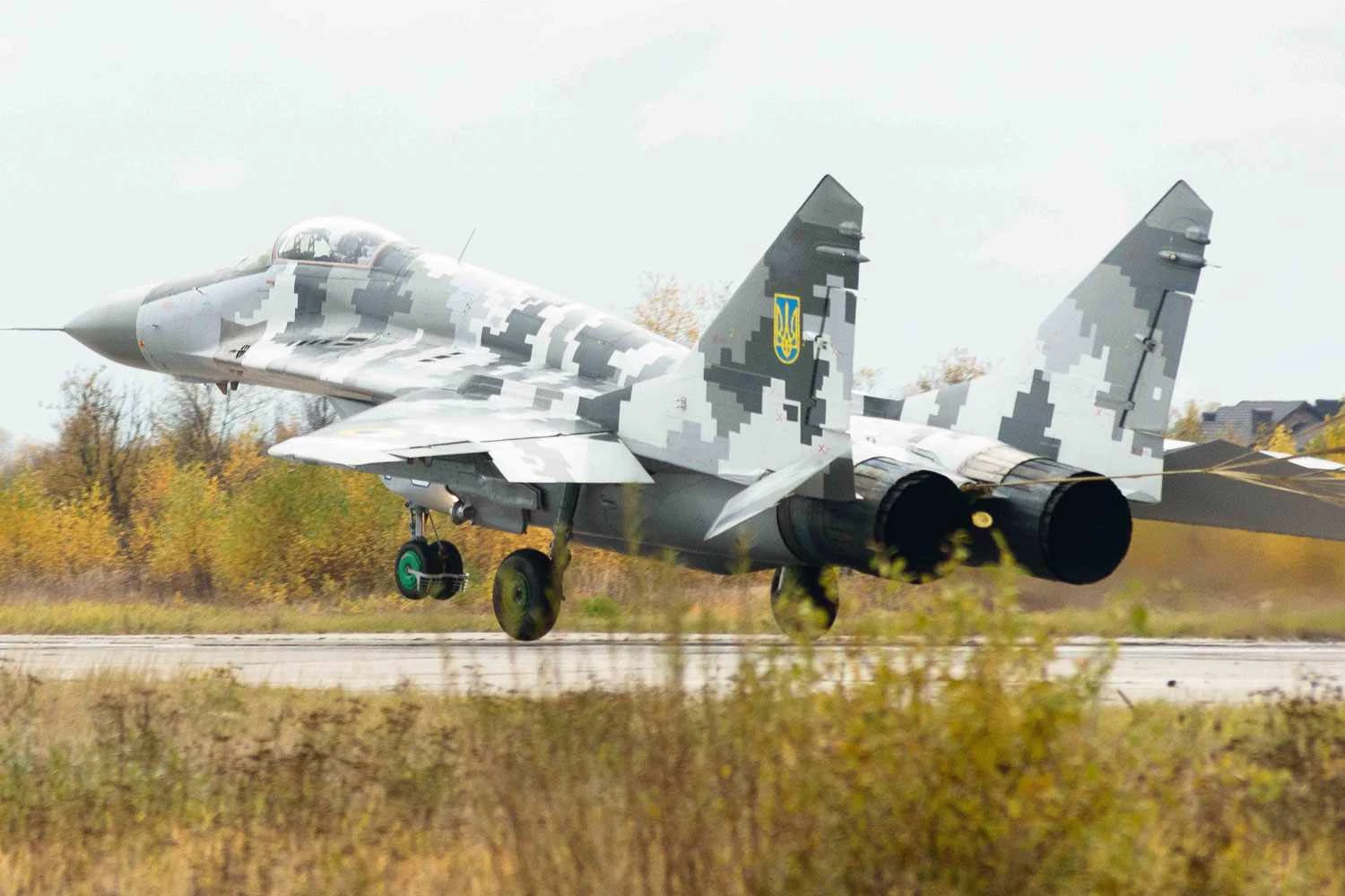 Caças MiG-29 da Ucrânia foram adaptados para lançar mísseis anti-radar AGM-88, dos EUA
