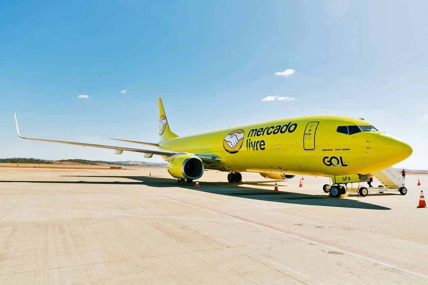 First Boeing 737-800 BCF from Gol (GOl)