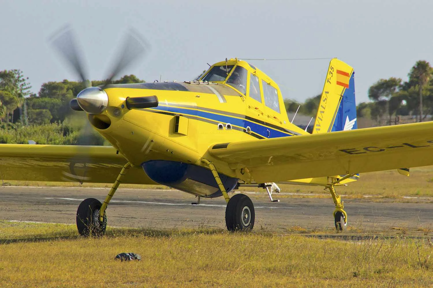 O modelo agrícola AT-802 (Air Tractor)