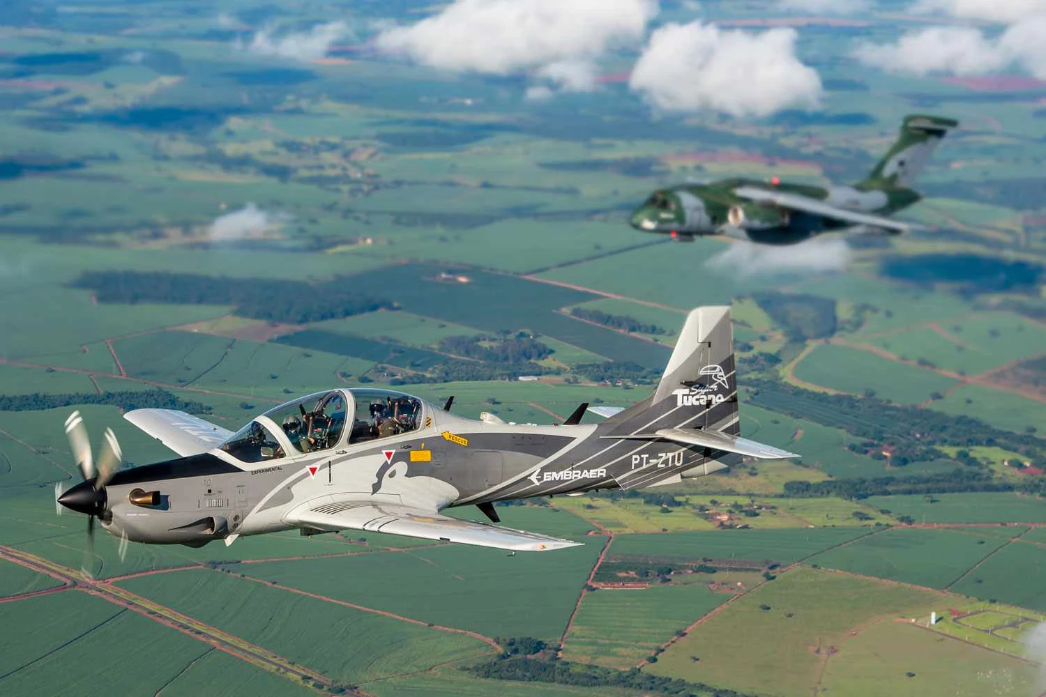 Embraer terá 200 vagas de estágio a partir de agosto