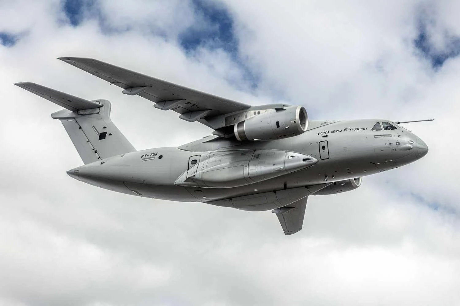 O primeiro KC-390 de Portugal em voo (Embraer)