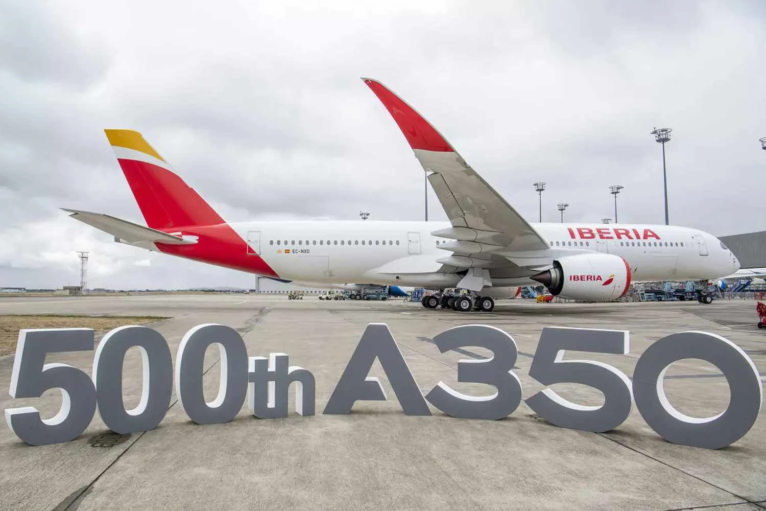 The 500th A350 (Airbus)