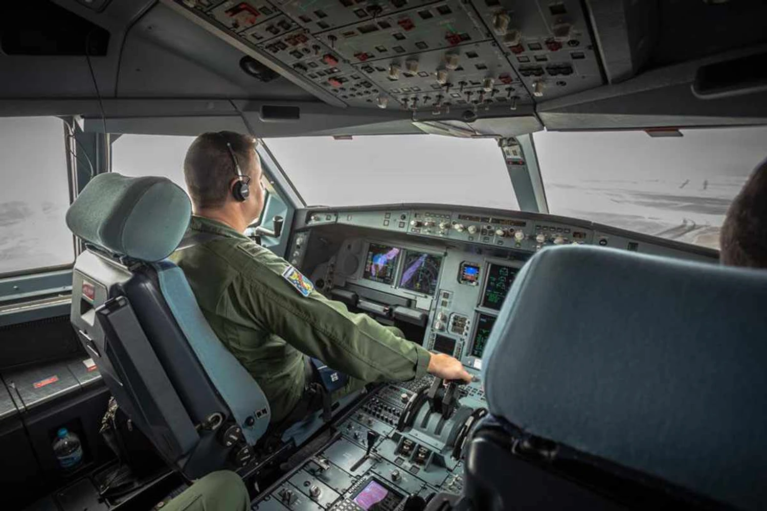 Cabine de comando do KC-30 (FAB)