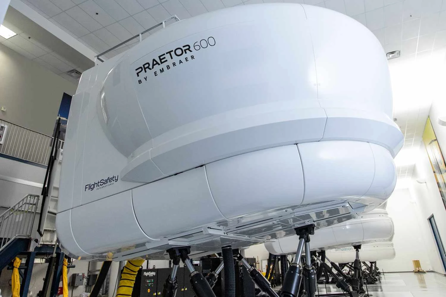 Simulador de voo do Praetor 600 (Embraer)