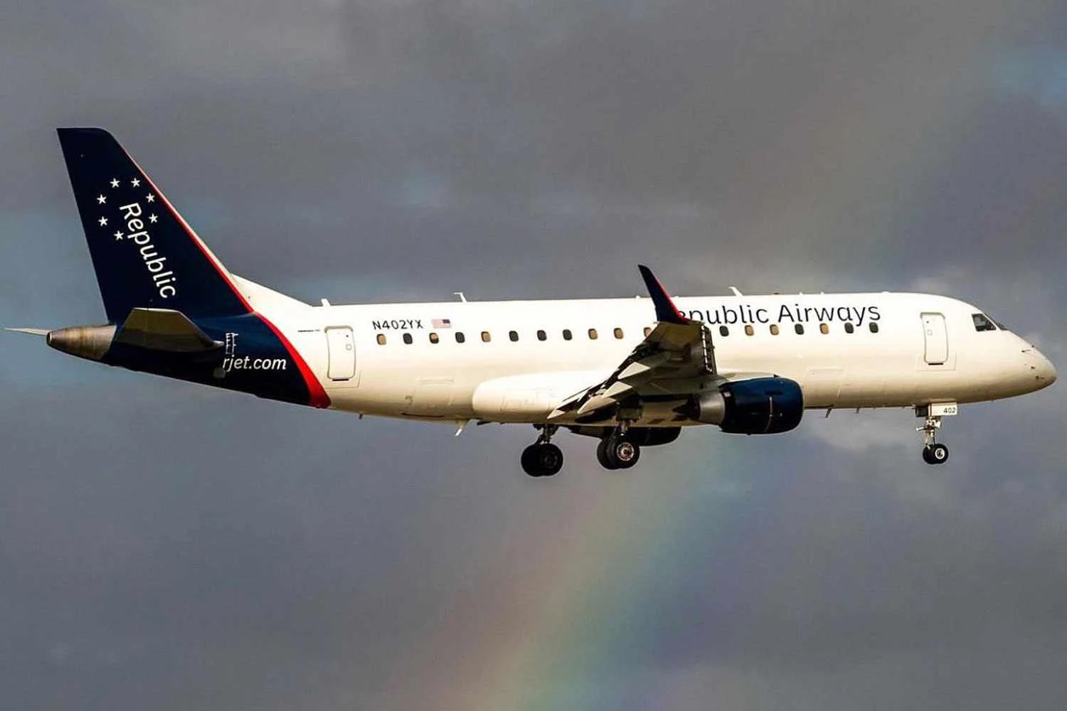 Por que o BNDES empresta dinheiro para cias aéreas estrangeiras comprarem aviões da Embraer?