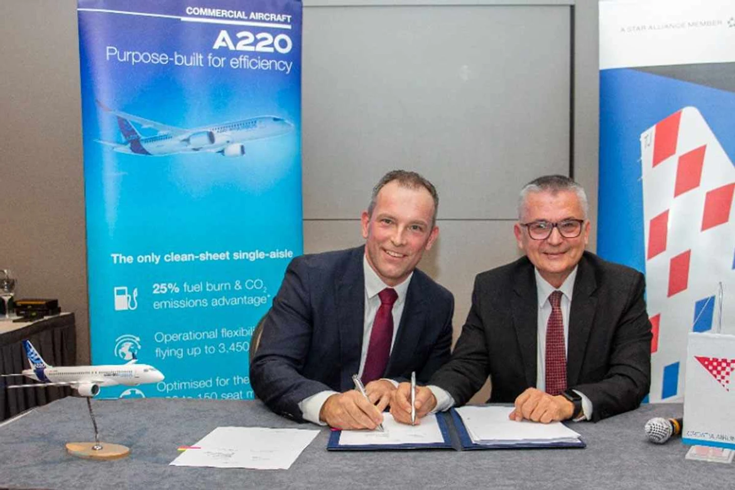 Airbus e Croatia assinam a compra de seis A220-300 (CA)