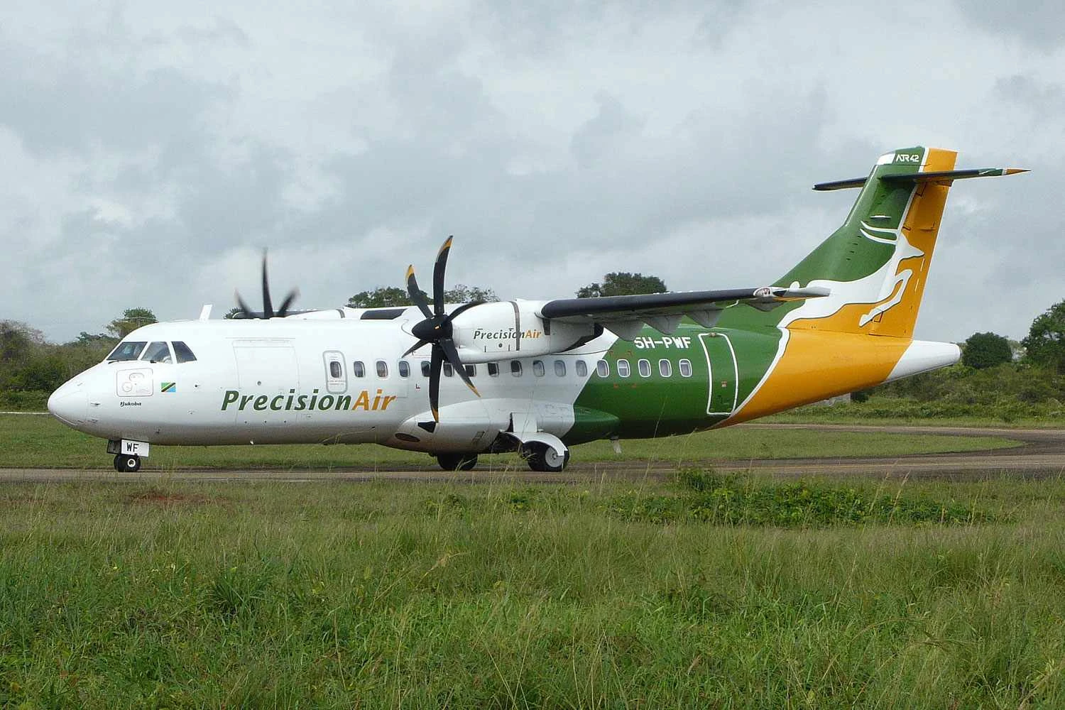 ATR 42-500 da Precision Air de matrícula 5h-PWF, que caiu na Tanzânia (Keith Parkinson/CC)