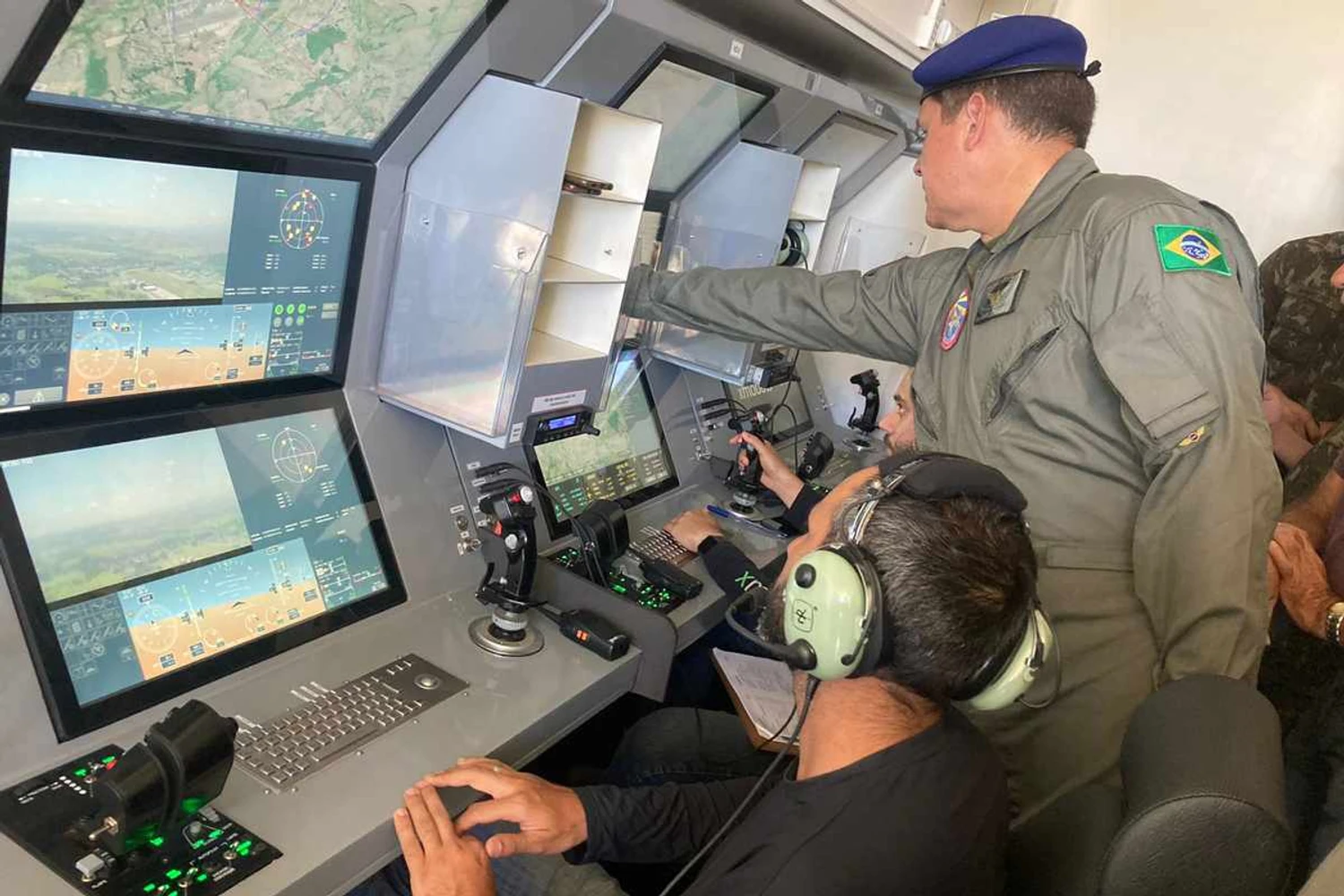 Estação de controle remoto do Nauru 1000C (EB)