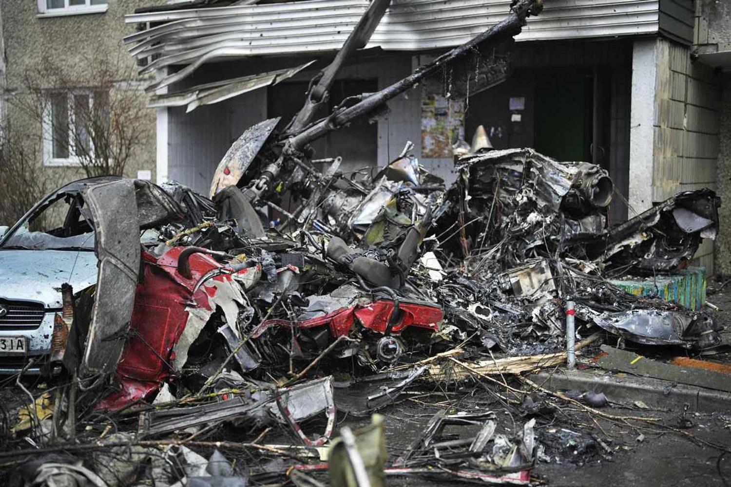 Destroços do helicóptero ucraniano (Reprodução)