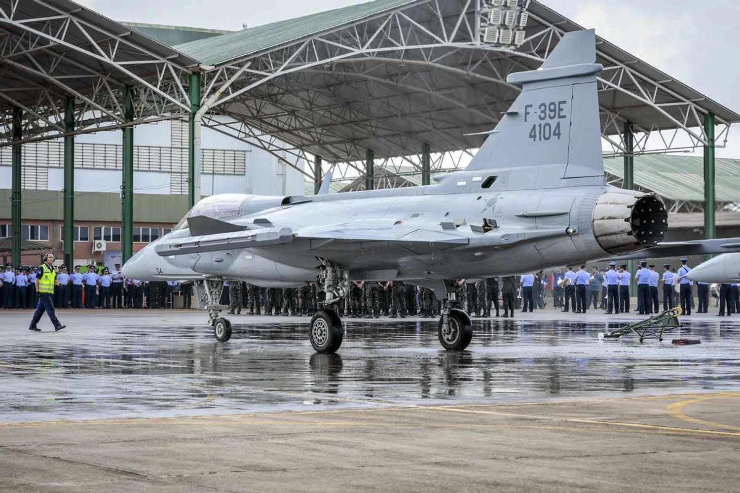 Entrega dos caças Gripen operacionais (FAB)