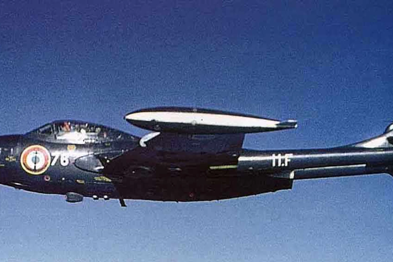 O Aquilon serviu nos porta-aviões da Classe Clemenceau por um breve período (Marine Nationale)