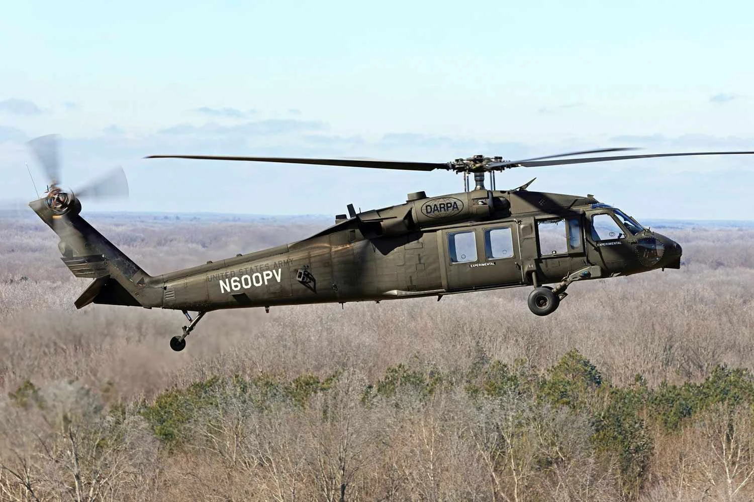 Governo do Rio suspende compra de helicóptero Black Hawk para a PM