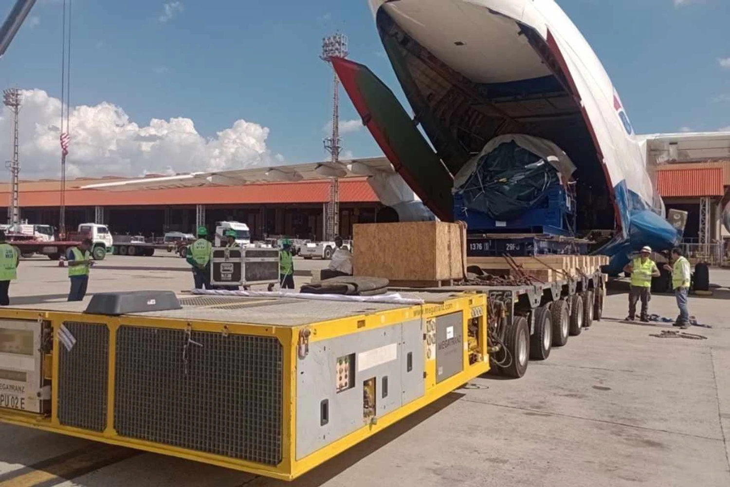 31 toneladas é pouco para o Il-76: versão mais avançado do modelo pode transportar 60 toneladas (Divulgação)