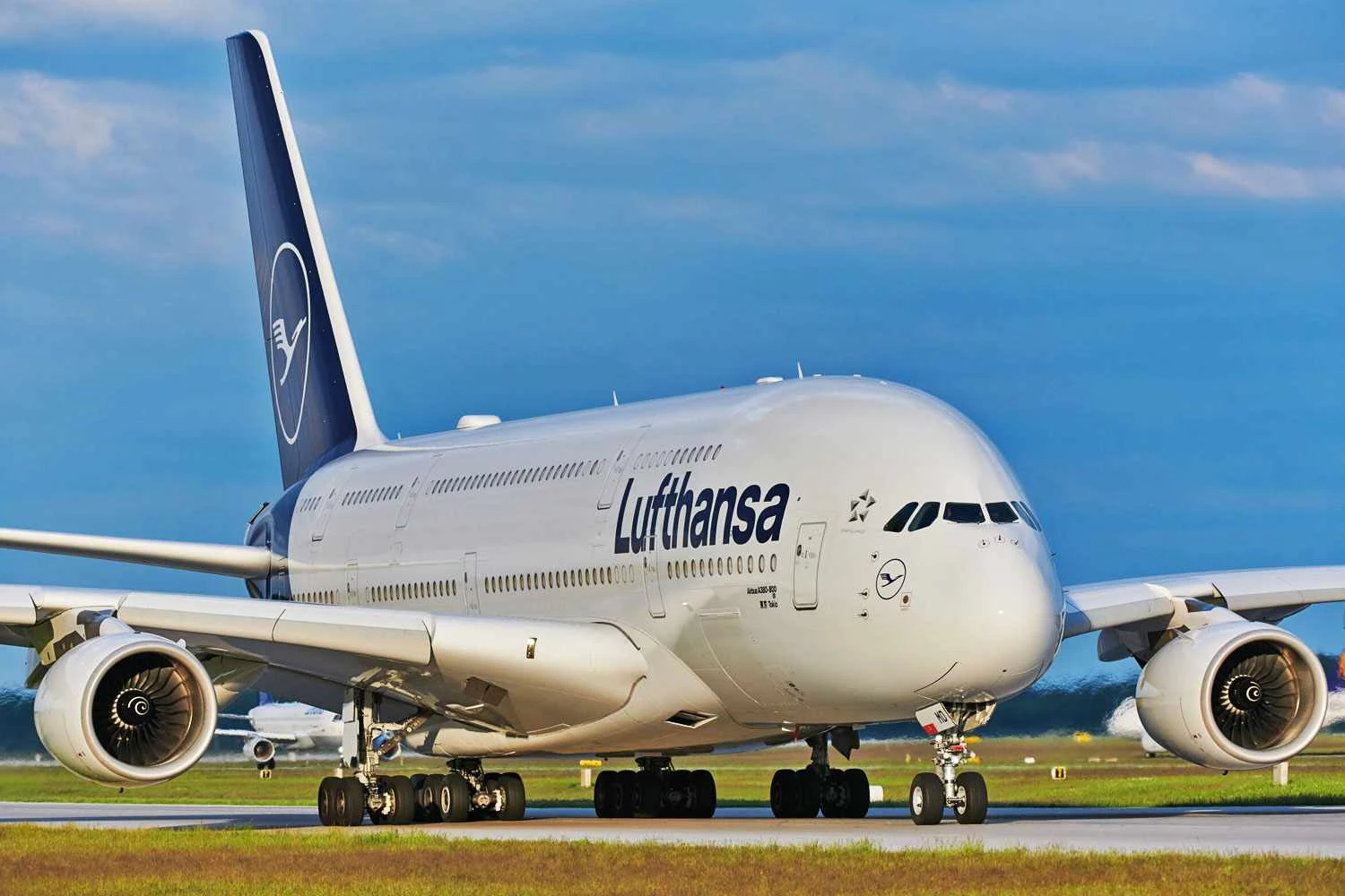 Lufthansa vai esticar operação do A340-600 até 2026 e manter o A380 por mais tempo