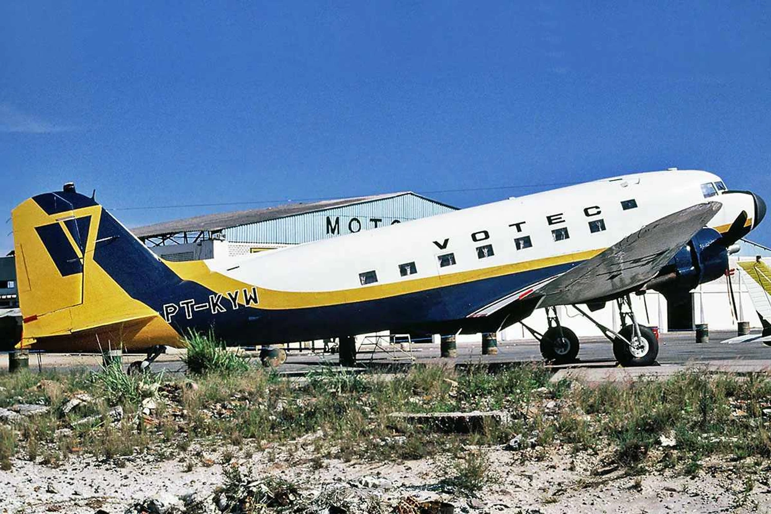 DC-3 da Votec (Vito Cedrini)