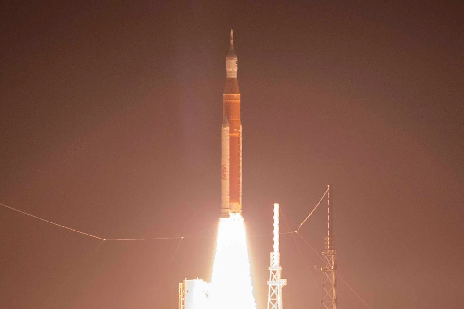 O lançamento da Artemis I em novembro de 2022: um problema e o programa poderia ter sofrido um revés enorme (NASA)