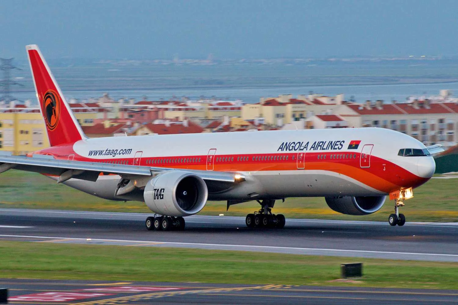 TAAG ampliará voo São Paulo-Luanda para seis frequências semanais