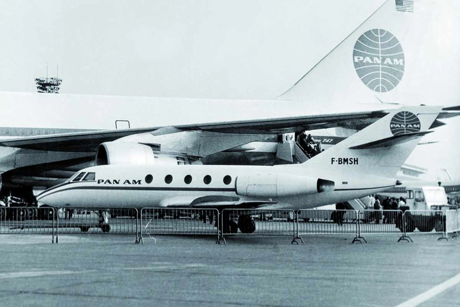Falcon 20 da Pan Am Business Jet, divisão de aviação executiva da extinta Pan Am (Dassault)