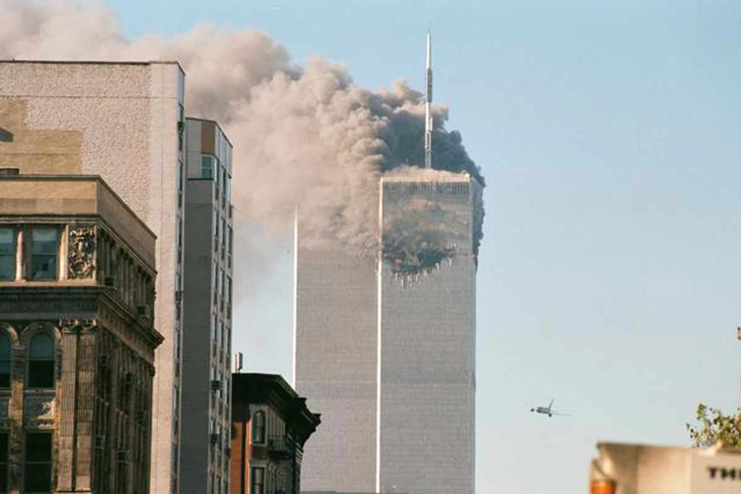 Boeing 767 pouco antes de se chocar com o World Trade Center em 9 de setembro de 2001 (Robert Fisch)