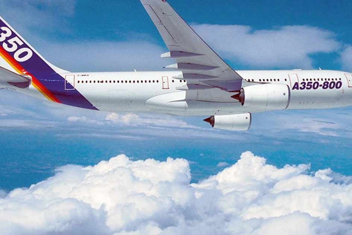 Inicialmente, a Airbus pensava em lançar um A330 aprimorado como A350 (Airbus)