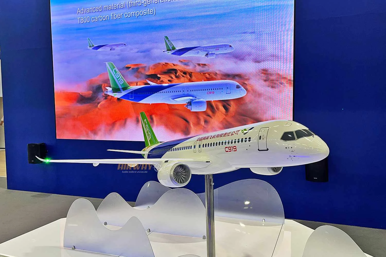 O C919 seria uma presença fabulosa em Le Bourget mas a COMAC só trouxe a maquete dele