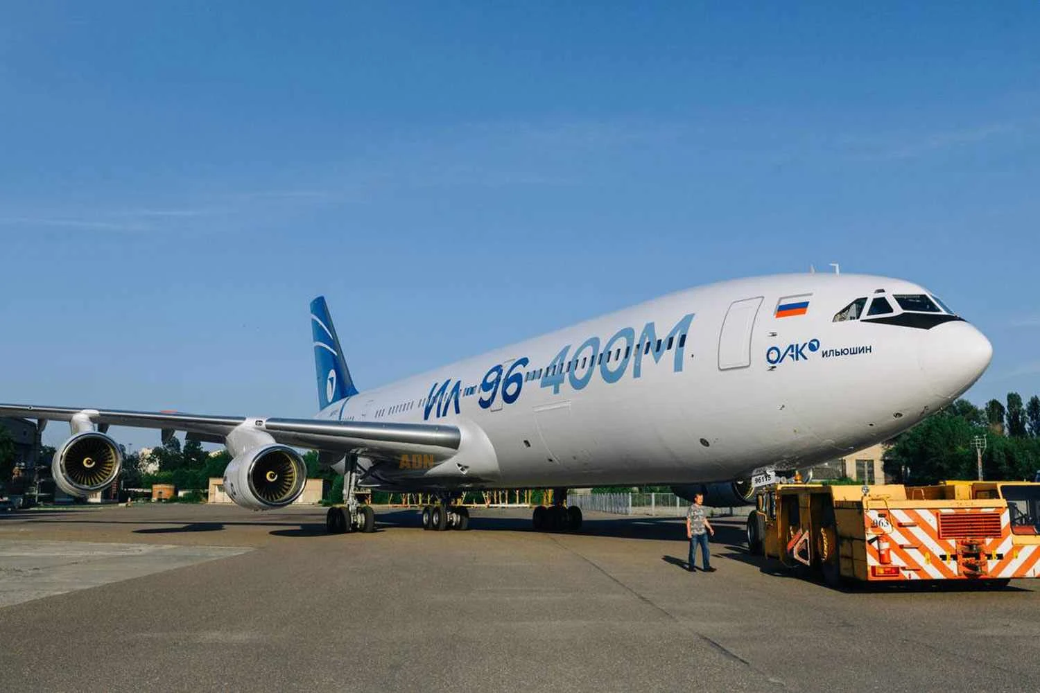 O primeiro protótipo do Il-96-400M (UAC)