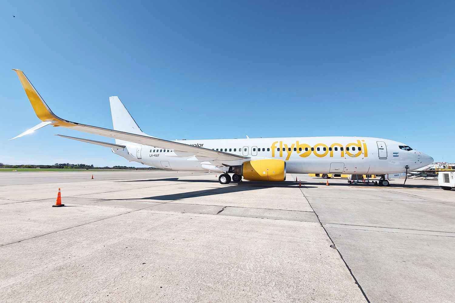 Flybondi 737 (Flybondi)