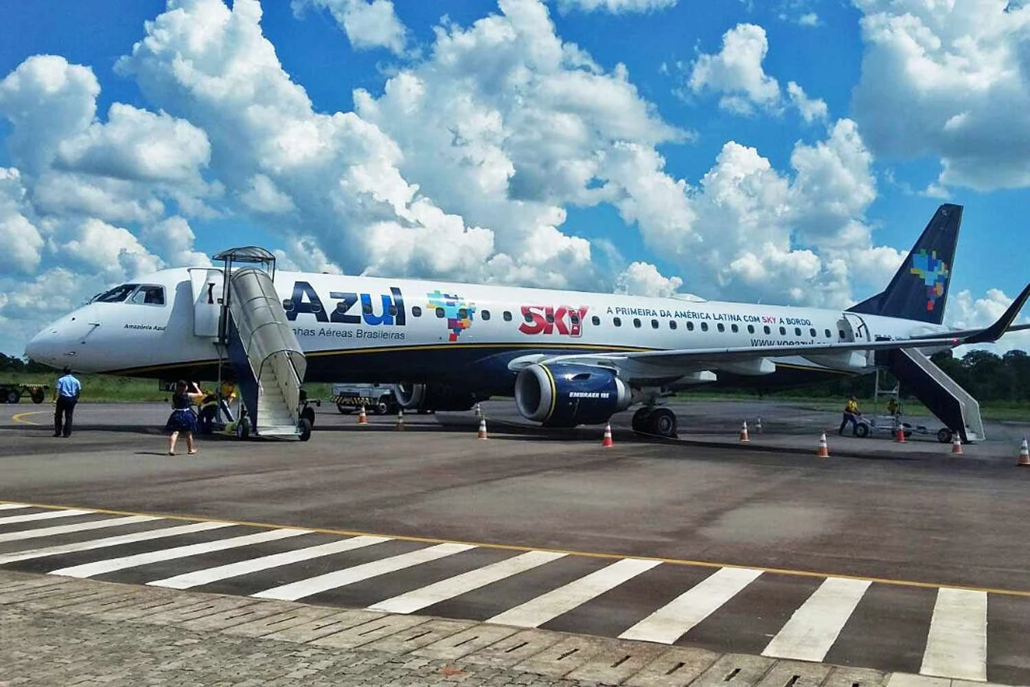 Azul solicita devolução de mais cinco jatos Embraer E1 nos EUA