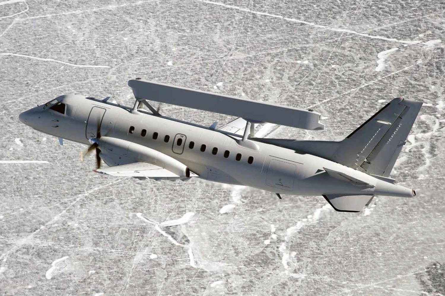 Polônia encomenda “avião-radar” da Saab