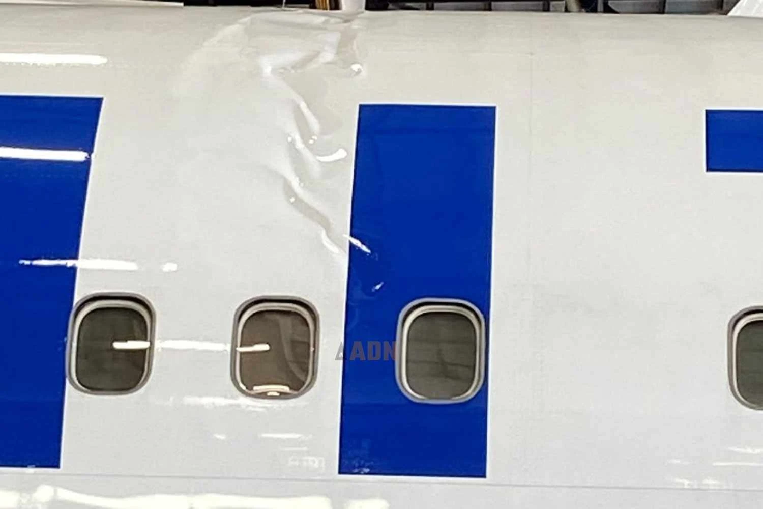 Boeing 767-300 da United teve fuselagem amassada após 'pouso duro' em Houston no mês passado